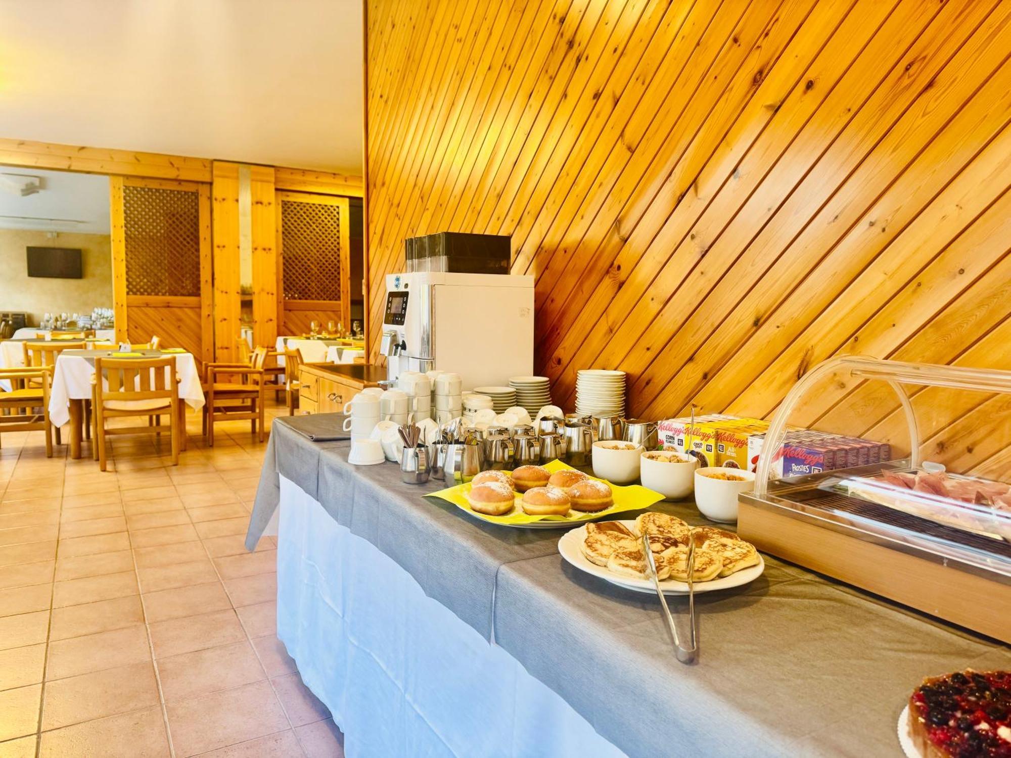 Bike & Bikers Hotel Restaurant Ampezzo Exterior photo
