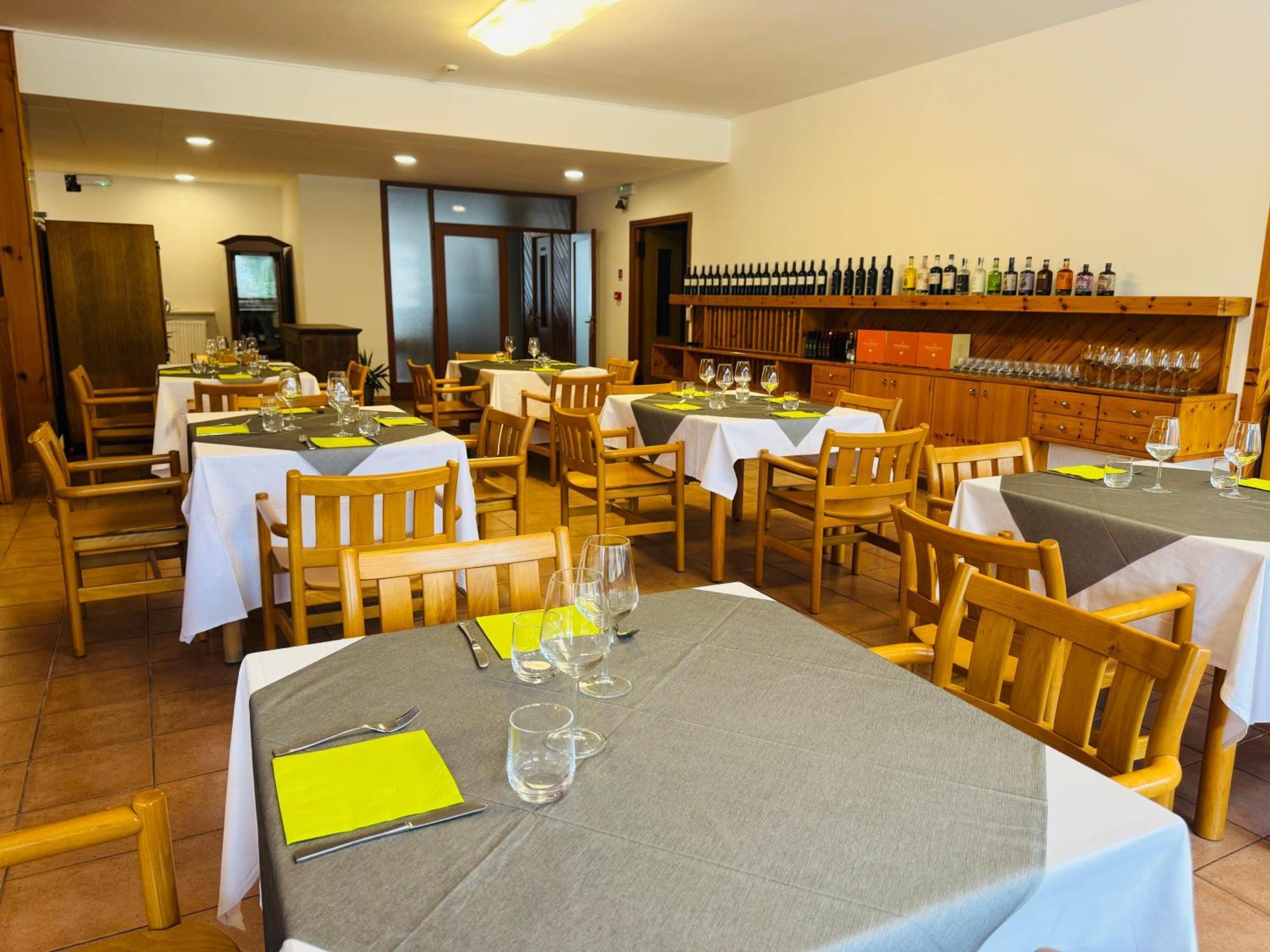 Bike & Bikers Hotel Restaurant Ampezzo Exterior photo